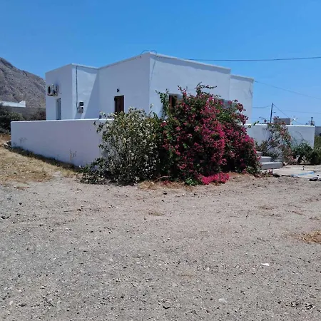 Mandilaria Family House *