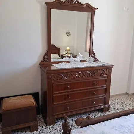Apartman Mandilaria Family House Emborió
